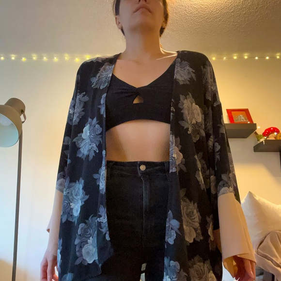 Vintage kimono style cardigan - Picture 2 of 4